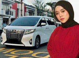 Mobil Toyota Alphard Lesti Kejora